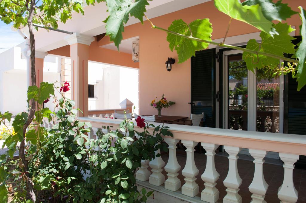 Anna Apartments Acharavi  Exterior foto